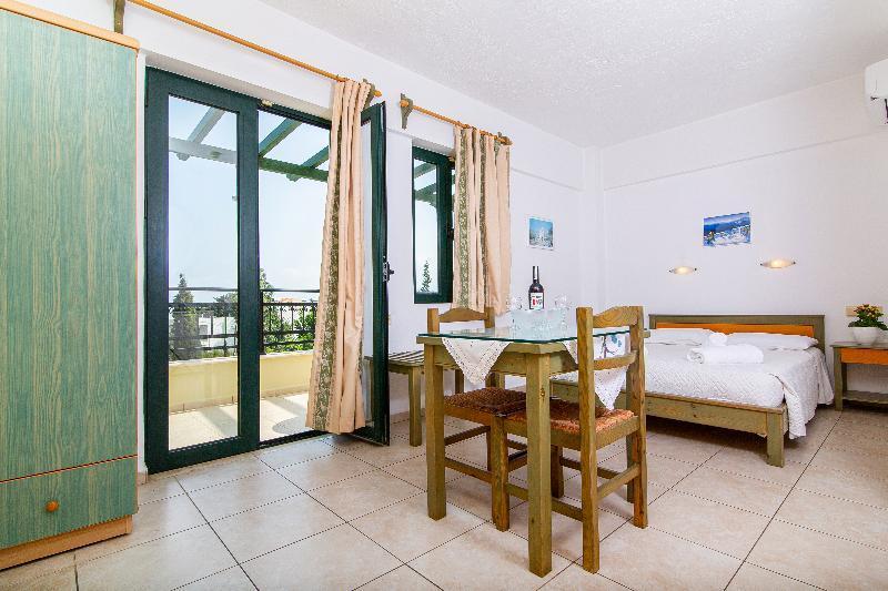 Dionysos Apartments Stalida Esterno foto