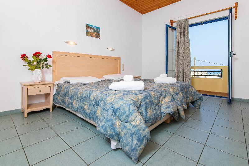 Dionysos Apartments Stalida Esterno foto